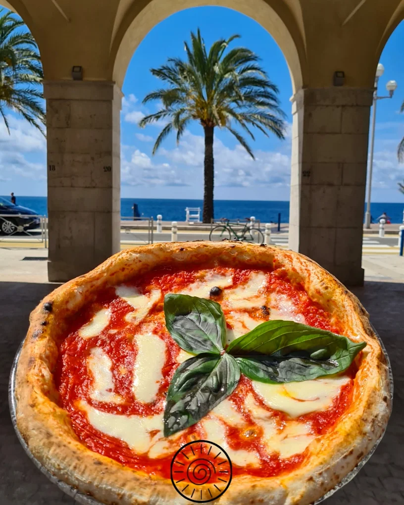 Acqua e Farina italiensk pizzeria och terrass i Nice